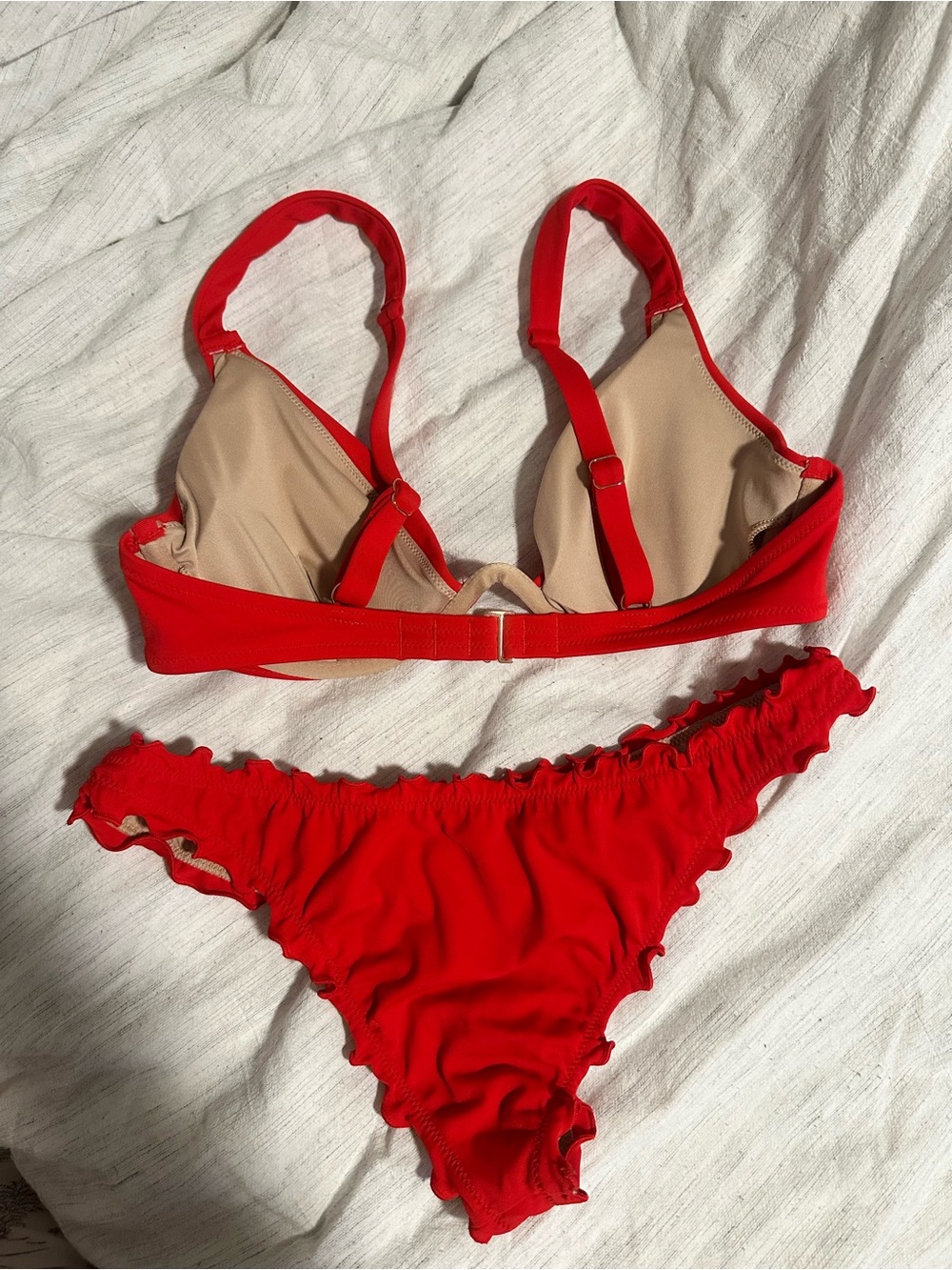 Shade & Shore Red Ruffled Bikini Set - Picture 3 of 6